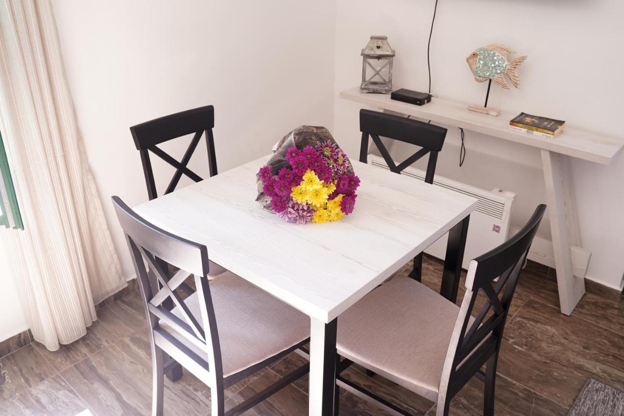 Waikiki Beach House Villa Tivat Kültér fotó