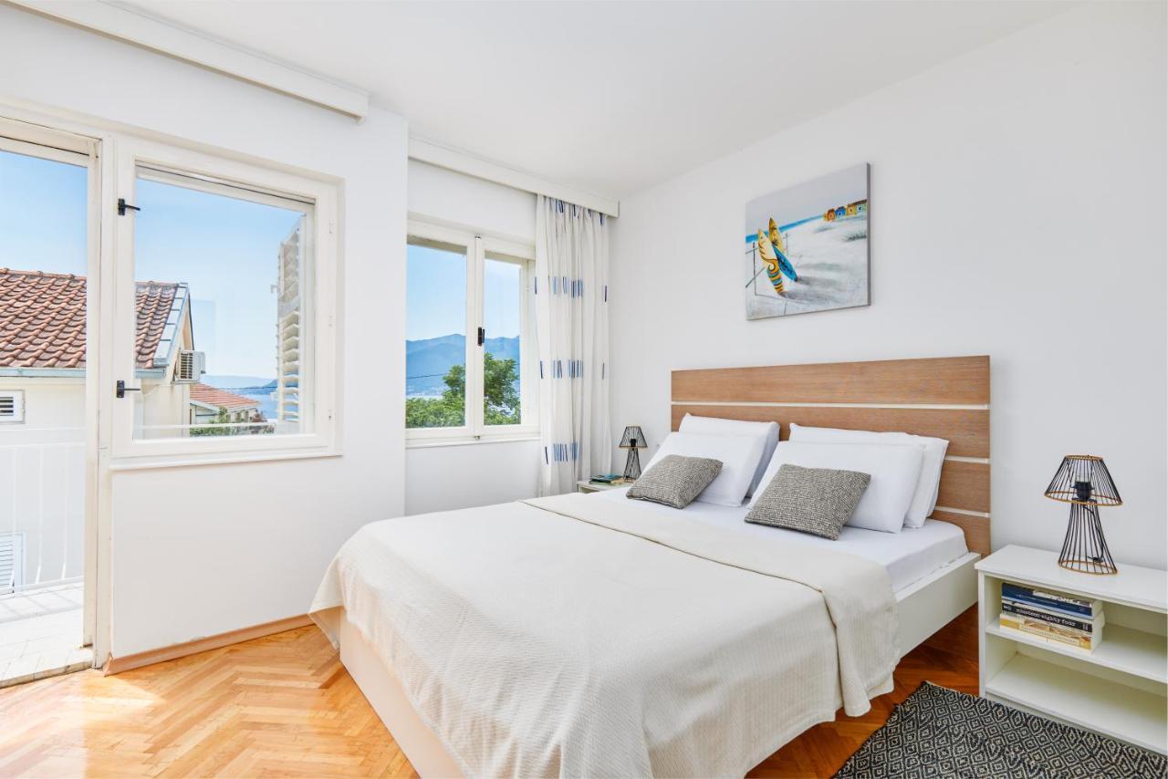 Waikiki Beach House Villa Tivat Kültér fotó