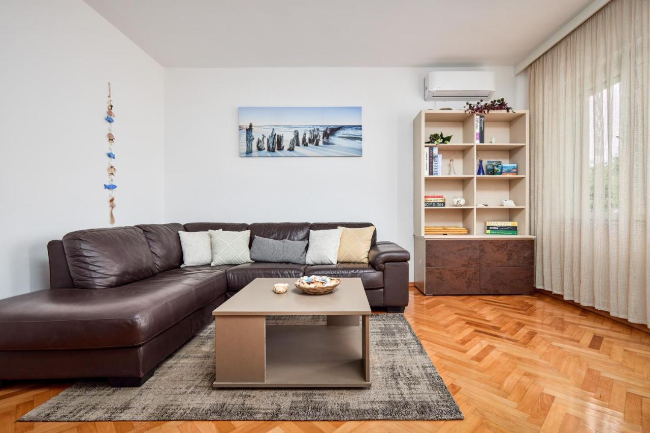 Waikiki Beach House Villa Tivat Kültér fotó